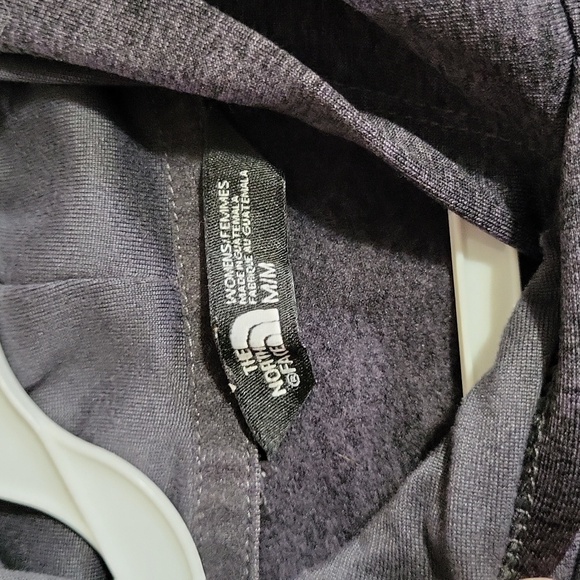 The North Face pull over hoddie - Picture 5 of 11